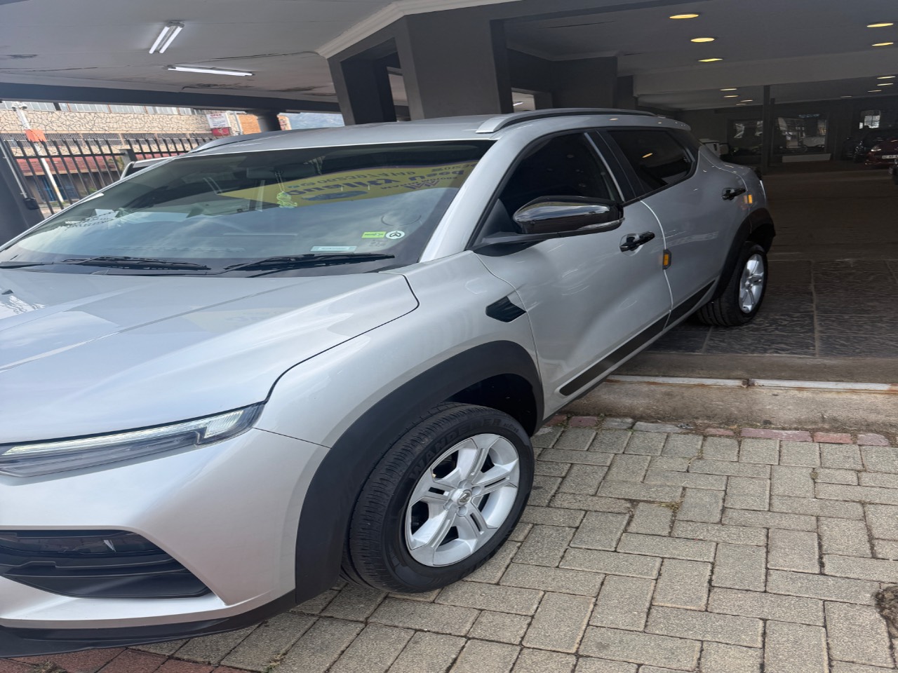 Renault Kiger thumbnail 2