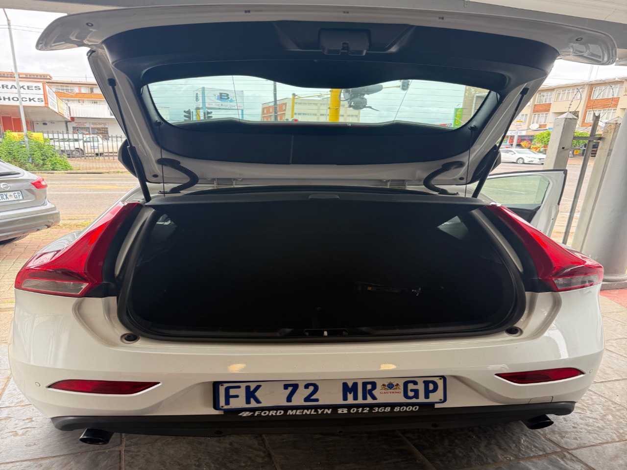 Volvo V40 thumbnail 8